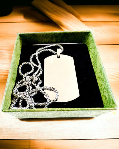 Colar com Dog Tag "Três Tons de Estilo" - Placa de Identificação - Pingente Elegante em Aço Inoxidável com Opção de Gravação