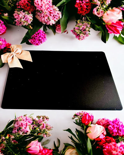 Cartão de Visita Exclusivo em Metal Preto com Possibilidade de Personalização – Ideal para Presente