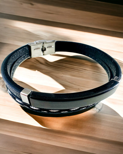 Pulseira Desportiva de Pele PU e Aço Inoxidável com Possibilidade de Gravação – 3 Cores