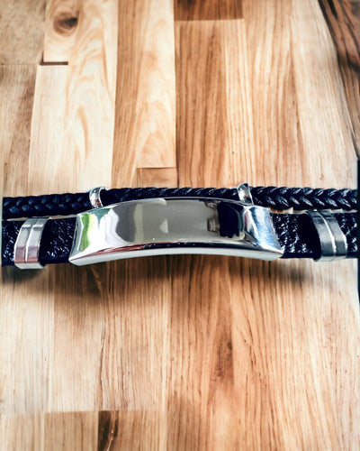 Pulseira Masculina de Pele PU e Aço Inoxidável com Possibilidade de Gravação – Disponível em Duas Opções de Cores