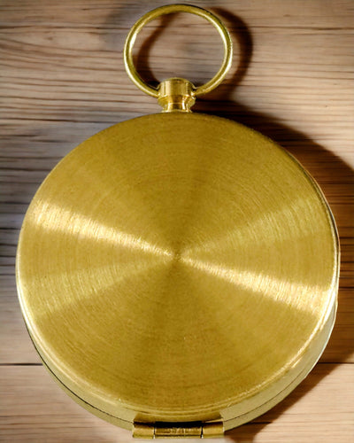 Bússola de Latão à Prova de Água com Efeito Luminoso - Essencial para Caminhadas e Campismo, personalização com gravação