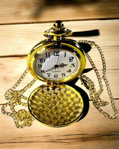 Relógio de Bolso Vintage Dourado com Possibilidade de Gravação