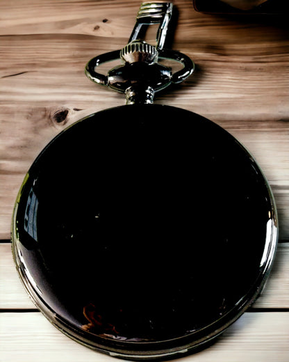 Relógio de bolso preto "Elegancja Czasu" com opção de personalização