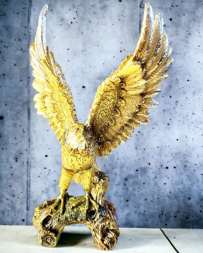 Estatueta "Złoty Orzeł" com Opção de Personalização - Decoração de Resina