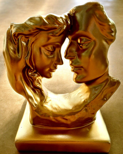 Figura "Złote Złączenie" - 13,5 cm de altura, Decorativa com Opção de Gravação