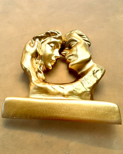 Figura "Złote Złączenie" - 13,5 cm de altura, Decorativa com Opção de Gravação