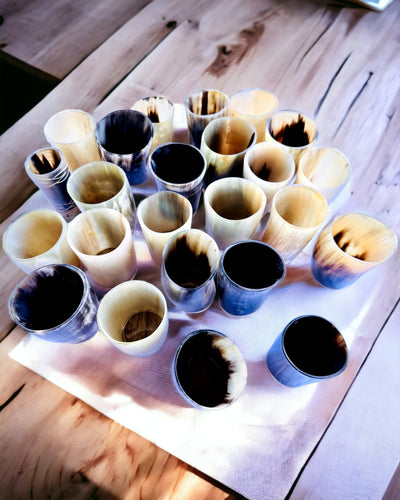 Pequeno Copo Feito à Mão com Possibilidade de Gravação, copo Indiano, possibilidade de personalização para presente, gravação. Cor clara