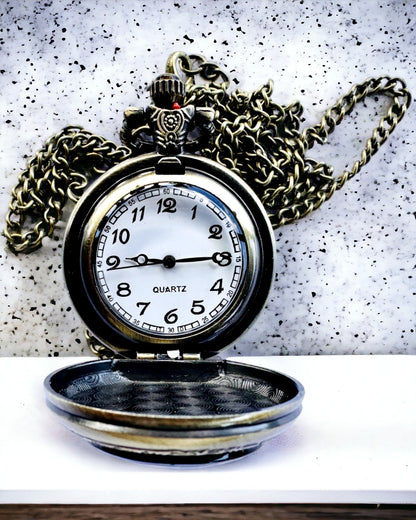 Relógio de Bolso "Dragon's Twilight" personalização com gravação