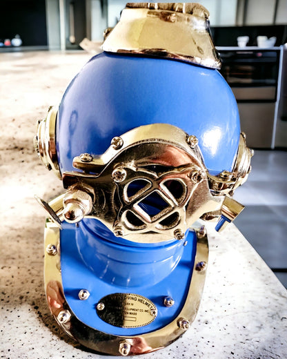 Capacete do Explorador das Profundezas - Edição de Colecionador com Possibilidade de Gravação