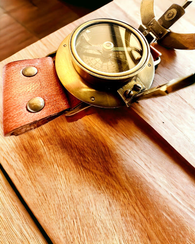 Relógio de Sol "Bússola Antiga", relógio de pulso com bússola, possibilidade de personalização com gravação
