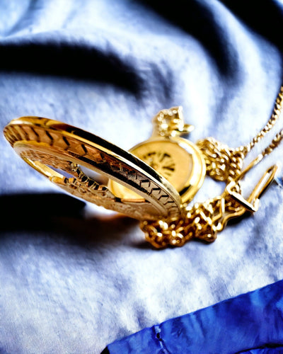 Relógio de Bolso "Imperialny Pociąg", possibilidade de personalização com gravação, cor dourada