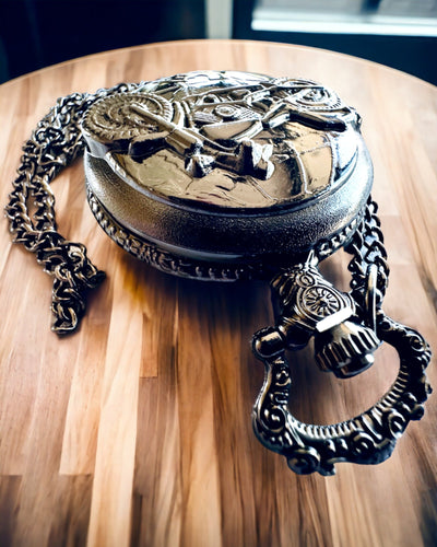 Elegante Relógio de Bolso Paixão Motociclística, possibilidade de personalização com gravação