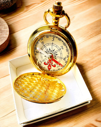 Bússola Wędrowiec com Opção de Gravação - cor dourada