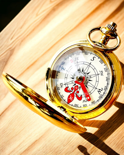 Bússola Wędrowiec com Opção de Gravação - cor dourada