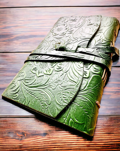 Notatnik Premium em Couro "Elegância da Natureza" - 200 páginas, 120g, caderno, bloco de desenho, 2 cores à escolha, personalização com gravação