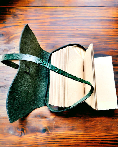 Notatnik Premium em Couro "Elegância da Natureza" - 200 páginas, 120g, caderno, bloco de desenho, 2 cores à escolha, personalização com gravação