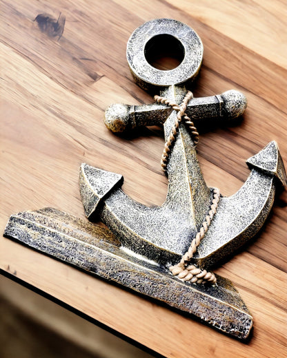 Escultura Rústica de Âncora em Resina - "Lenda do Mar", personalização da âncora com gravação