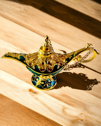 Pequena Lâmpada de Aladino Feita à Mão - Artesanato Artístico em Metal para Decoração de Casa, gravura