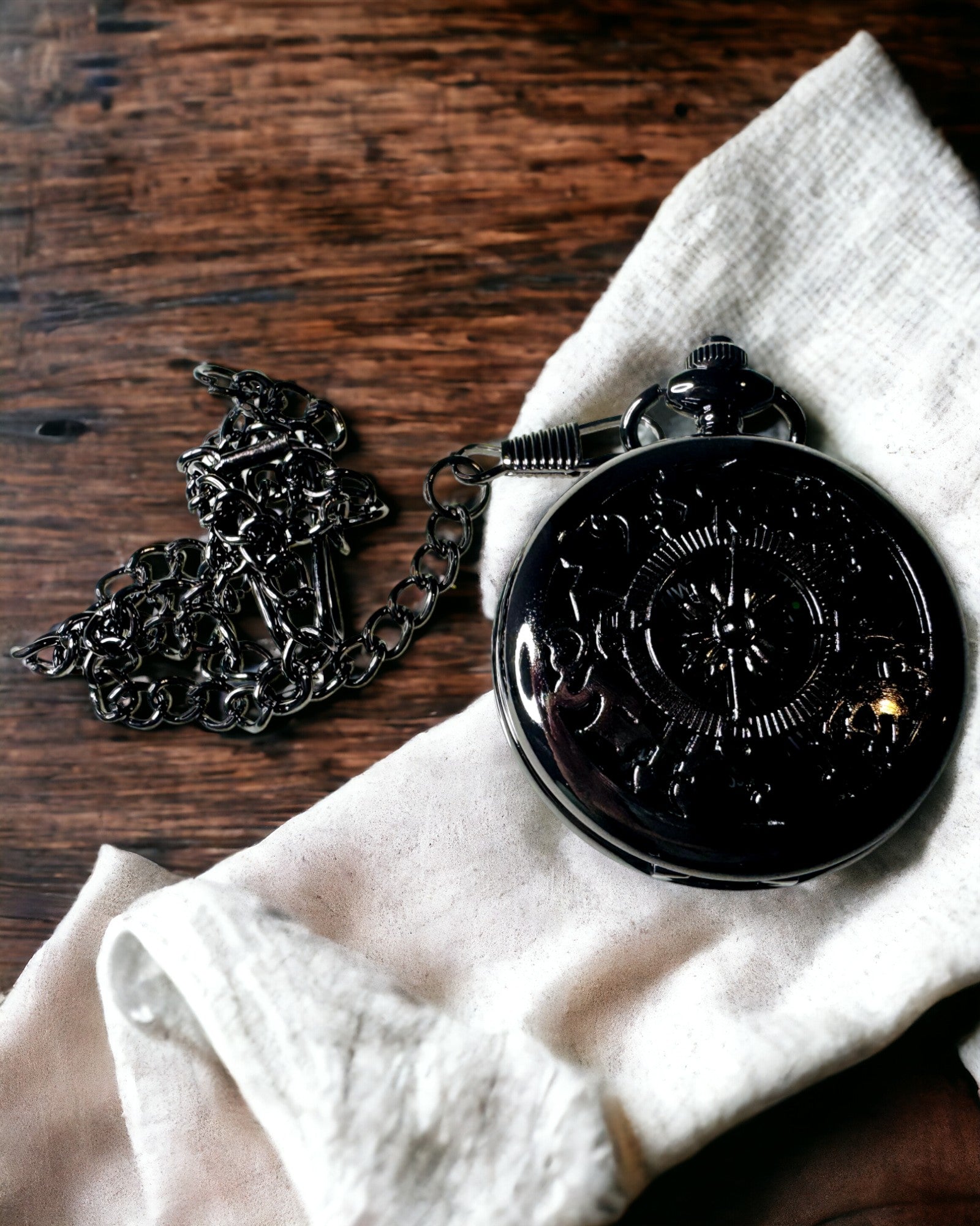Bússola em estilo de relógio de bolso "Navigator" - Cor metal escuro