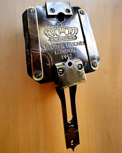 Compasso sólido e premium Capitão "Navigator" - com opção de personalização por gravação