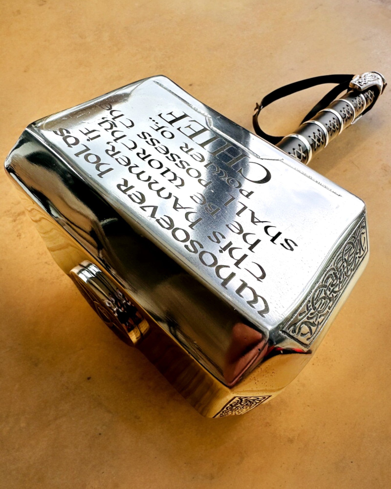 Martelo de Thor "Chief" - Martelo Artesanal Feito à Mão, personalização com gravação para presente