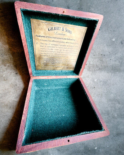 Grande Caixa de Madeira para Bússola "Gilbert & Sons" com Possibilidade de Gravação