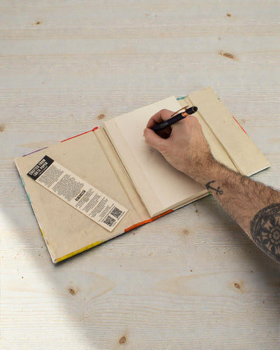 Caderno Lokta Grande Folhas Coloridas – Nature Colours (45 folhas, 21 x 15 cm)