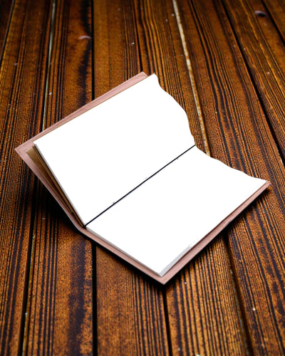 Caderno de Notas em Couro Feito à Mão Arcane Pages – My Book of Spells and Other Thoughts (80 páginas)