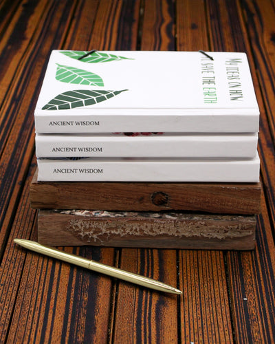 Leaves Together – pequeno caderno de notas com tira e botão de coco 18 × 12,5 cm, 200 páginas