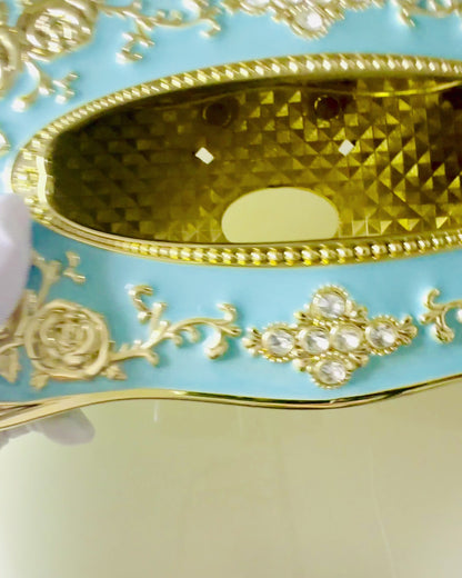 Caixa de Lenços Luxuosa com Padrão de Rosa em Relevo e Pegas Elegantes