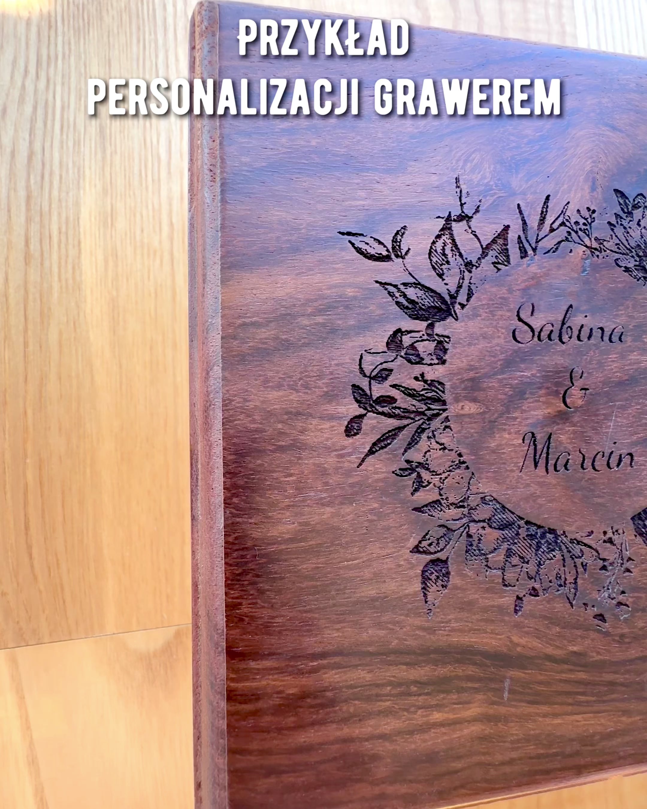 Grande Caixa de Madeira para Bússola "Gilbert & Sons" com Possibilidade de Gravação