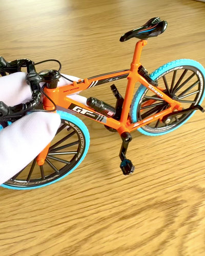 Modelo em miniatura de bicicleta colecionável em metal "Speed Rider 1.2" – personalização com gravação para presente, 2 variantes de cor