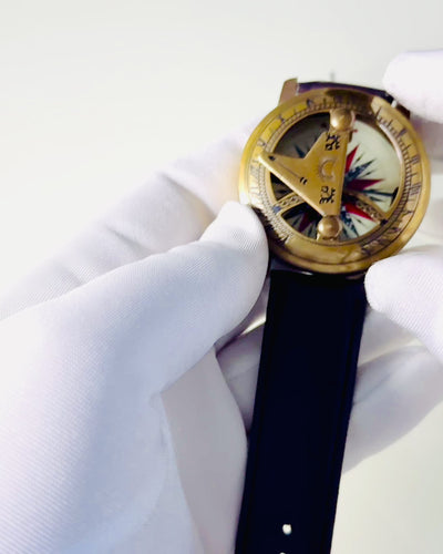 Relógio de Sol com Bússola - Feito à Mão, Artesanato Autêntico, possibilidade de gravação