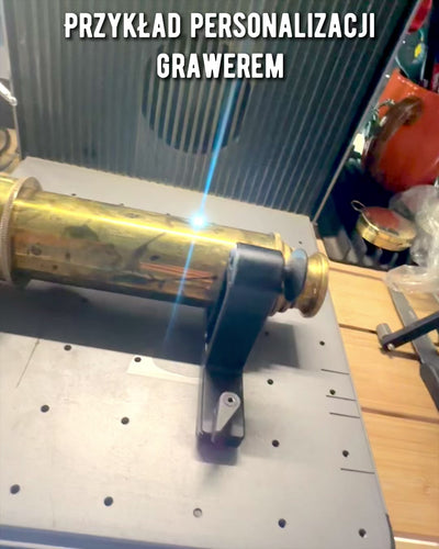 Luneta Real “Voyager 1818” – Exclusiva, em latão, 83 cm, feita à mão, com estojo em pele natural – Edição de colecionador, personalizável com gravação para presente