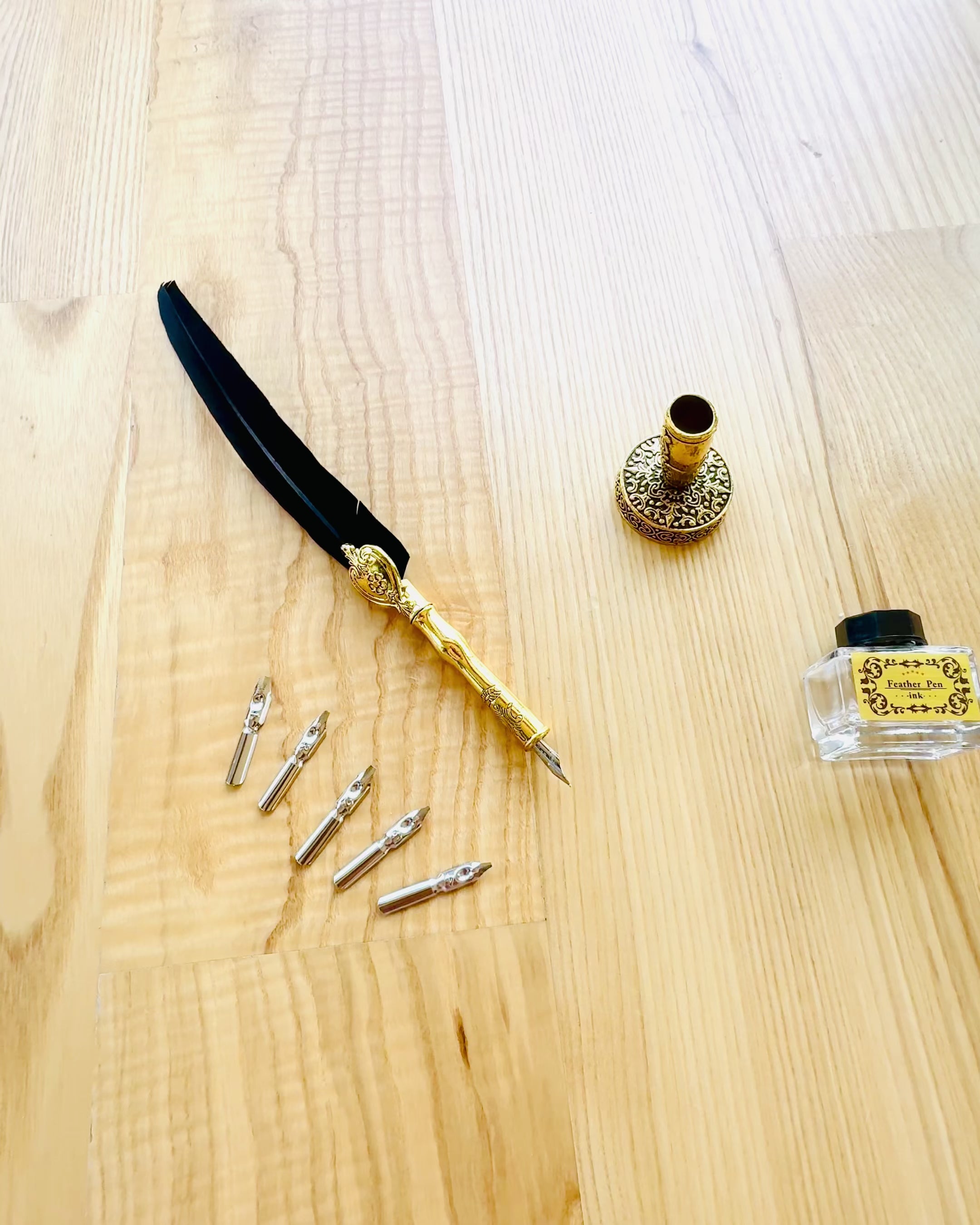 Pena Elegante de Ganso com Conjunto de Acessórios - Royal Quill, possibilidade de personalização com gravação