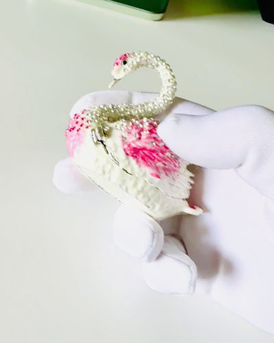 Caixa Elegante "Jóia do Cisne" - personalização com gravação