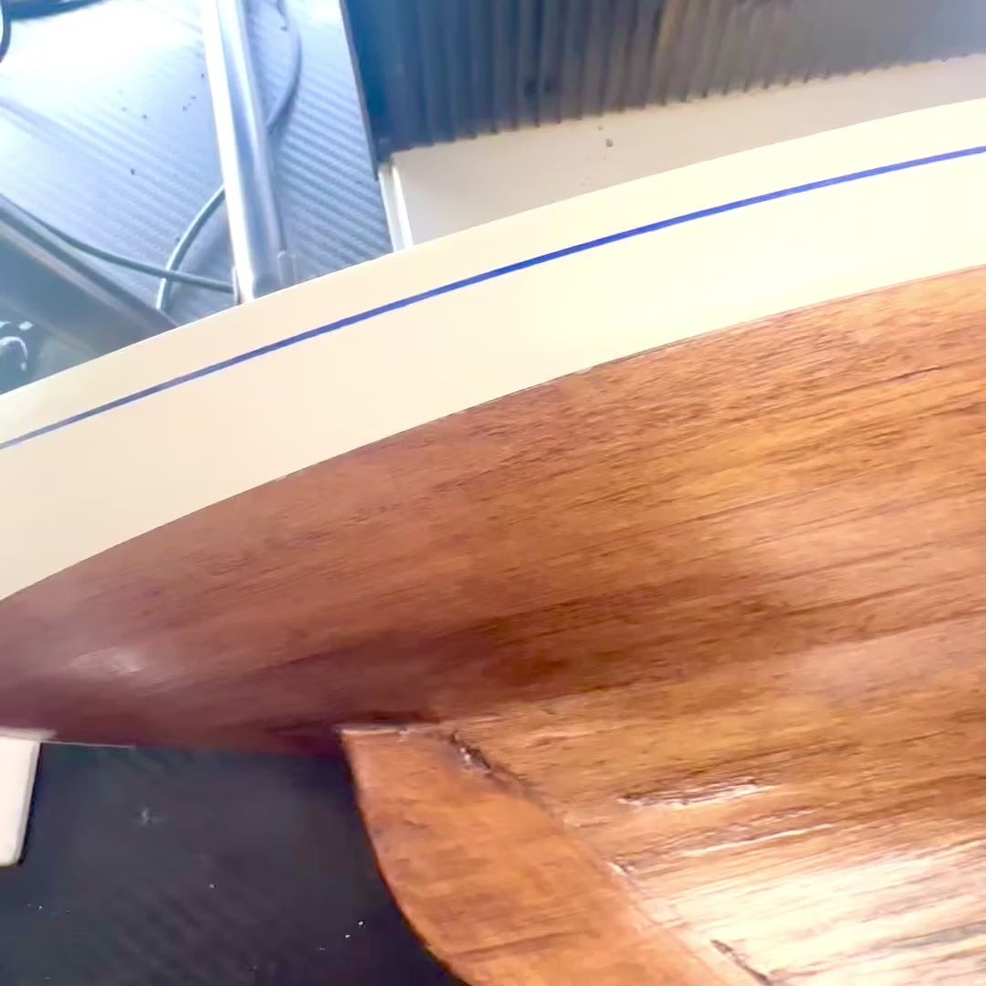 Modelo de Iate à Vela 66 cm com possibilidade de personalização por gravação