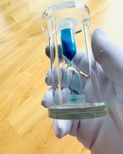 Ampulheta "Blue Elegance", 10 cm de altura, mede 10 minutos de tempo