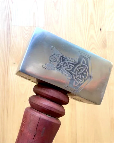 Martelo Mjölnir dos Skalds – 33 cm, Martelo Viking Forjado à Mão com Opção de Gravação