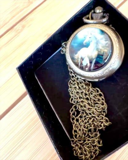 Relógio de bolso Unicorn Elegance com corrente, motivo de unicórnio, gravação personalizada gratuita