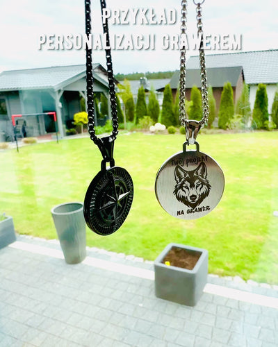 Colar com Bússola – Joalharia Forjada em Aço Inoxidável para Homens e Mulheres em Duas Cores, com gravação