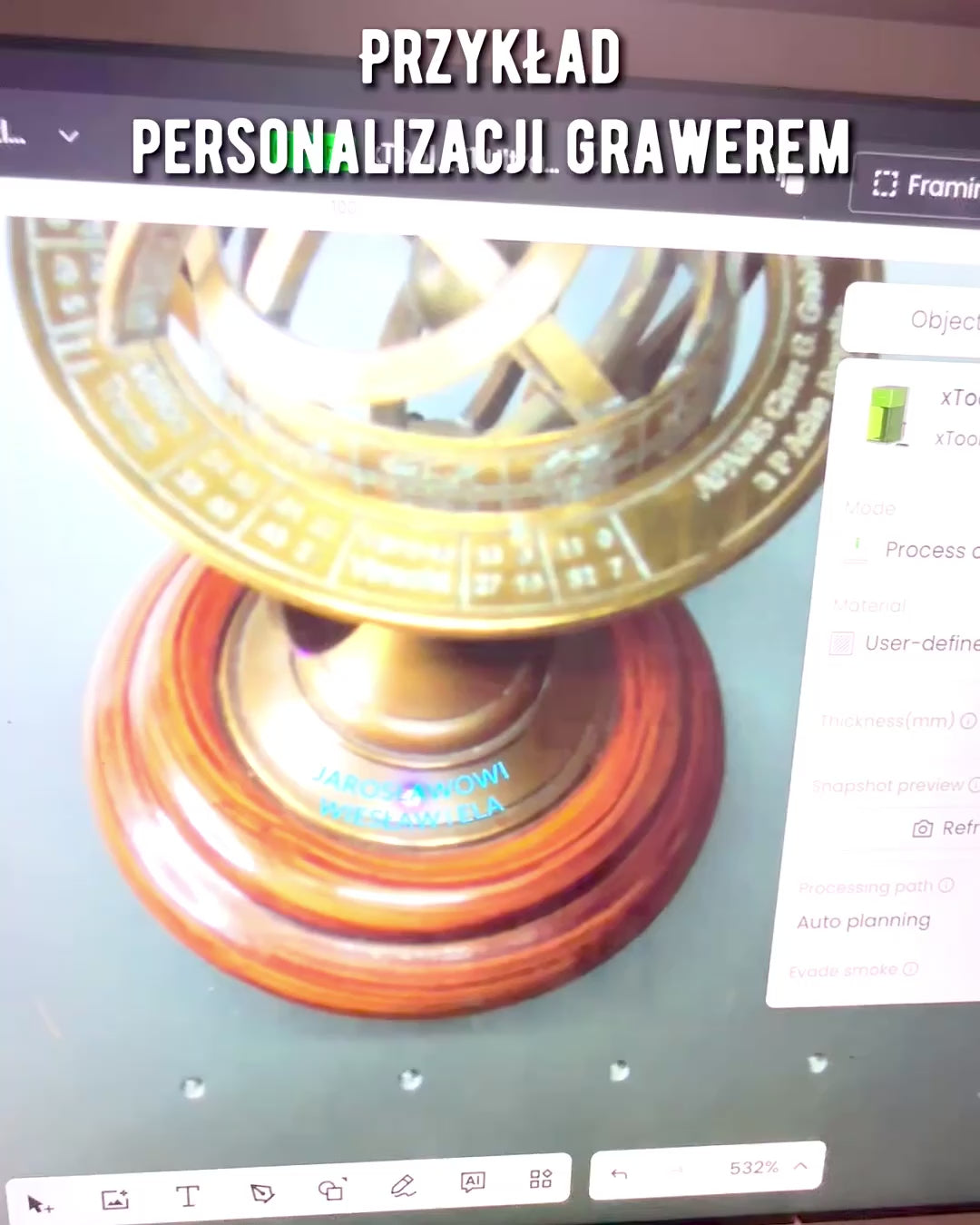 Astrolábio Decorativo em Latão com Base de Madeira e Possibilidade de Personalização com Gravação