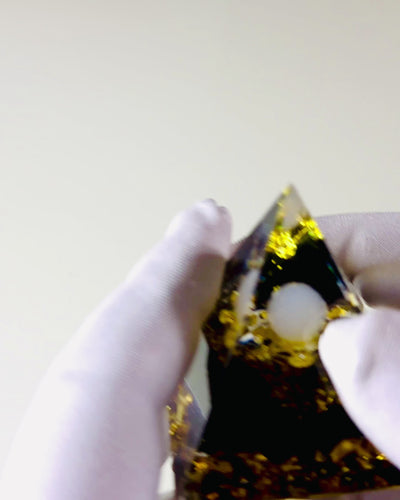 Pirâmide de Orgonite com Obsidiana – Gerador de Energia Chakra, Ferramenta de Meditação Reiki com Pedra Natural
