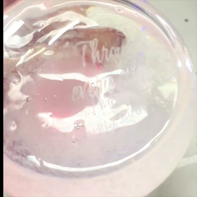 Barómetro de Tempestade Fitzroya - Gota Storm Glass com possibilidade de personalização por gravação - presente elegante em forma de gota, altura 11 cm, recipiente de vidro com cristais únicos que reagem às mudanças do tempo