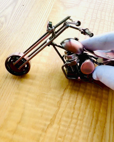 Modelo de Motocicleta Feito à Mão em ferro, Chopper, personalização, gravação para presente