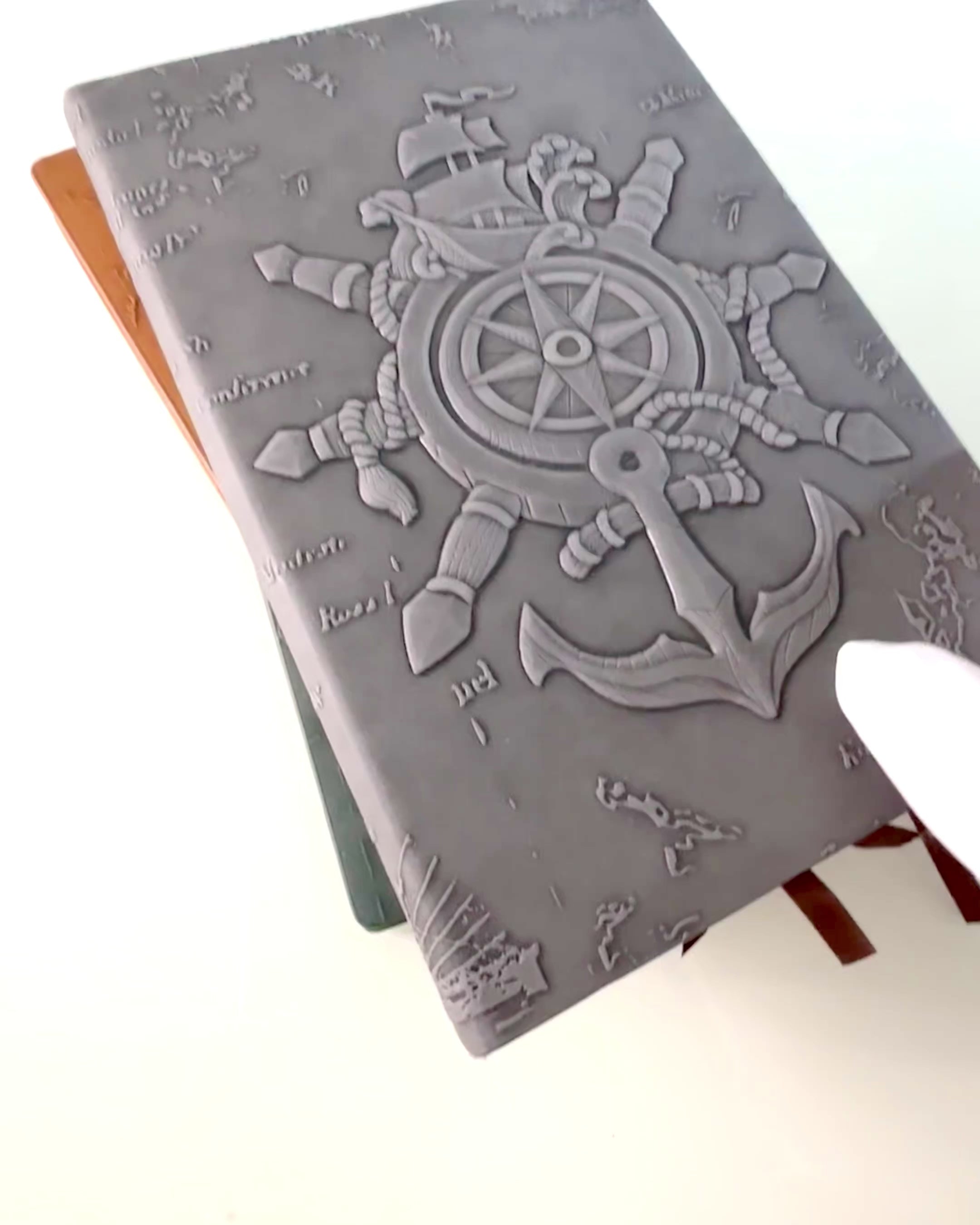 Cadernos com tema náutico "Nautica" com opção de personalização por gravação, para presente