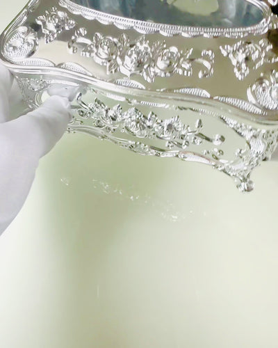 Caixa Elegante para Lenços com Flores em Relevo - Recipiente para Guardanapos