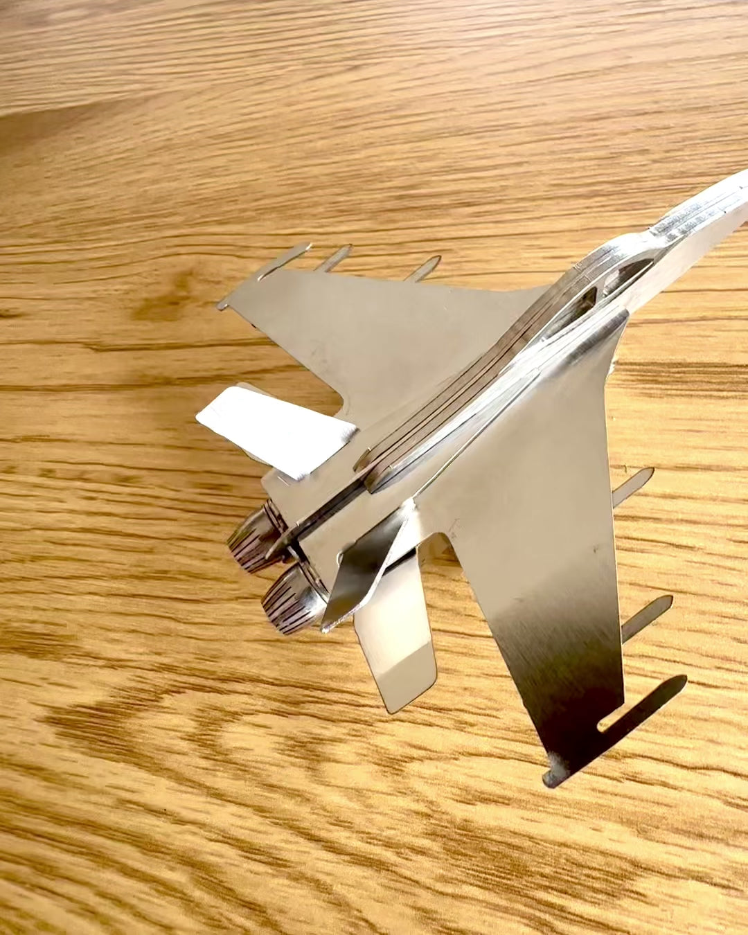 Modelo Metálico de Caça "SkyRaptor" – aço inoxidável, gravação personalizada para presente