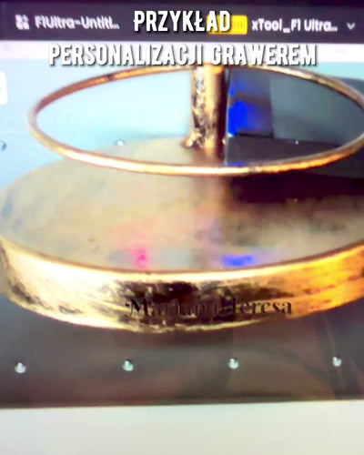 Cinzeiro Metálico Estiloso "Rustic Charm" com 19-23 cm de altura, 8 variantes à escolha, gravação a pedido