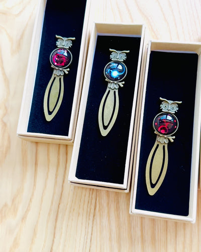 Marcador de livro "Coruja com Constelações" - 12 variantes à escolha, personalização com gravação